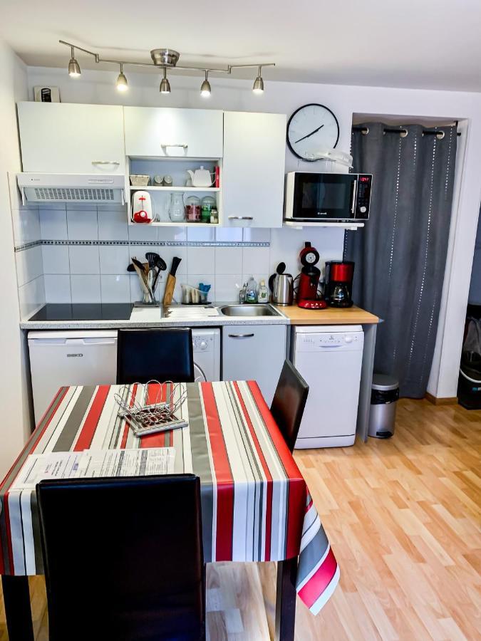 Appartement*** T2 + Cabine Pour 4 Personnes Cauterets Exterior photo
